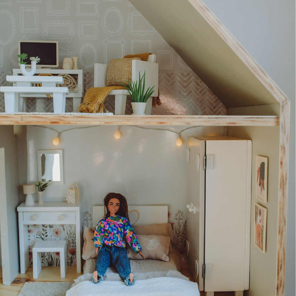Main Bedroom Set - Barbie