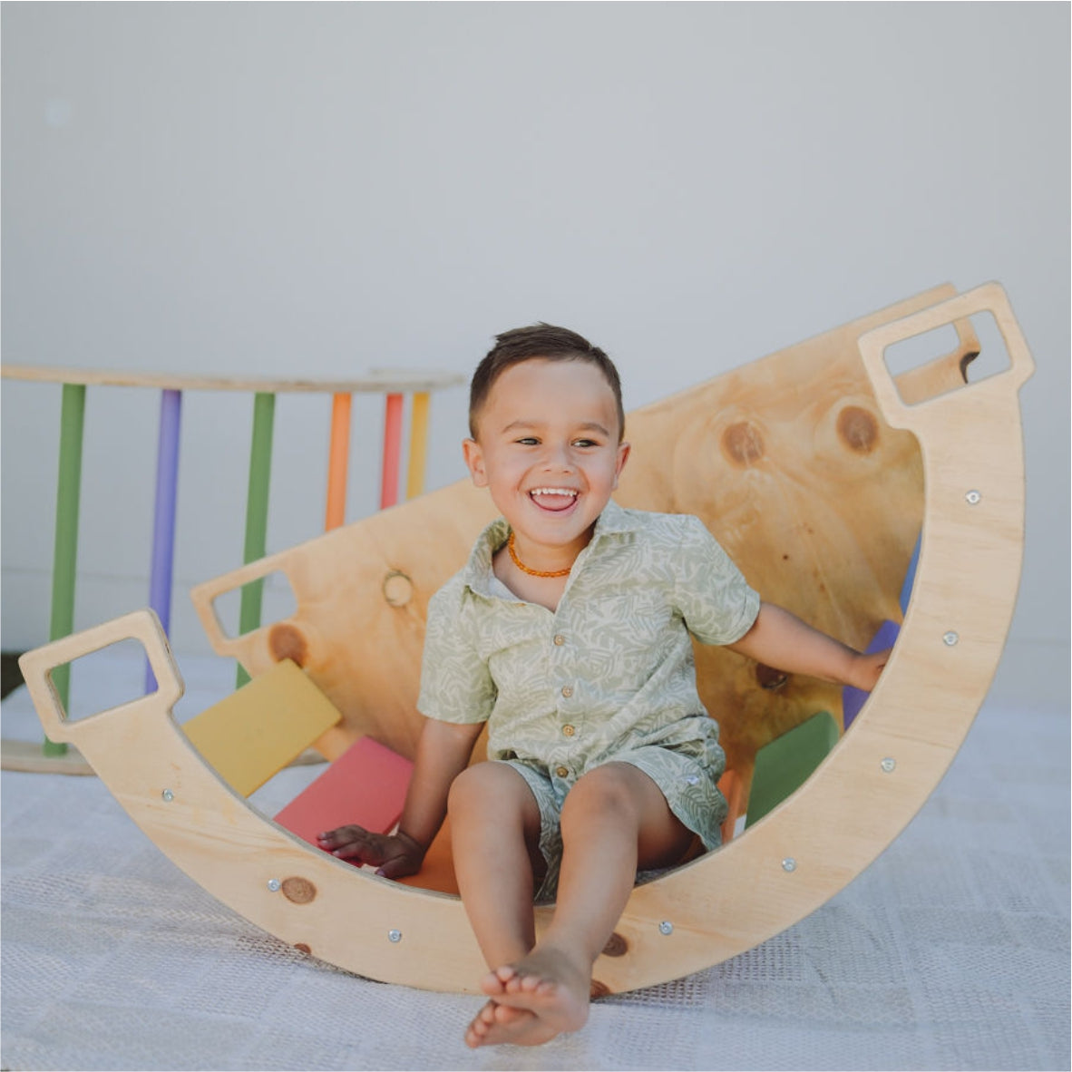 Closed Rocker for kids - Pikler