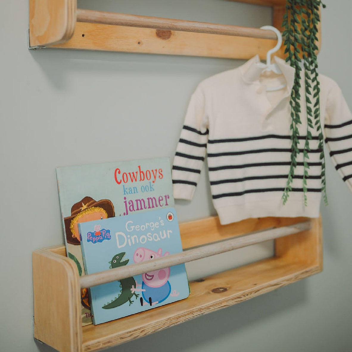 Bookshelf Set of 3 - Wall-Mounted