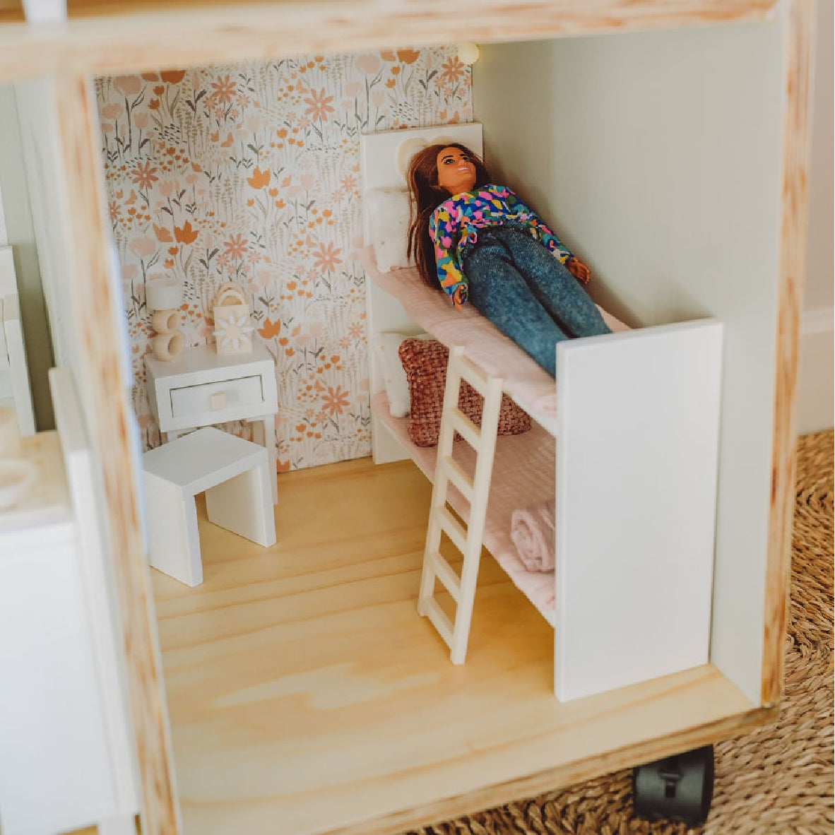 Kids Bedroom - Barbie