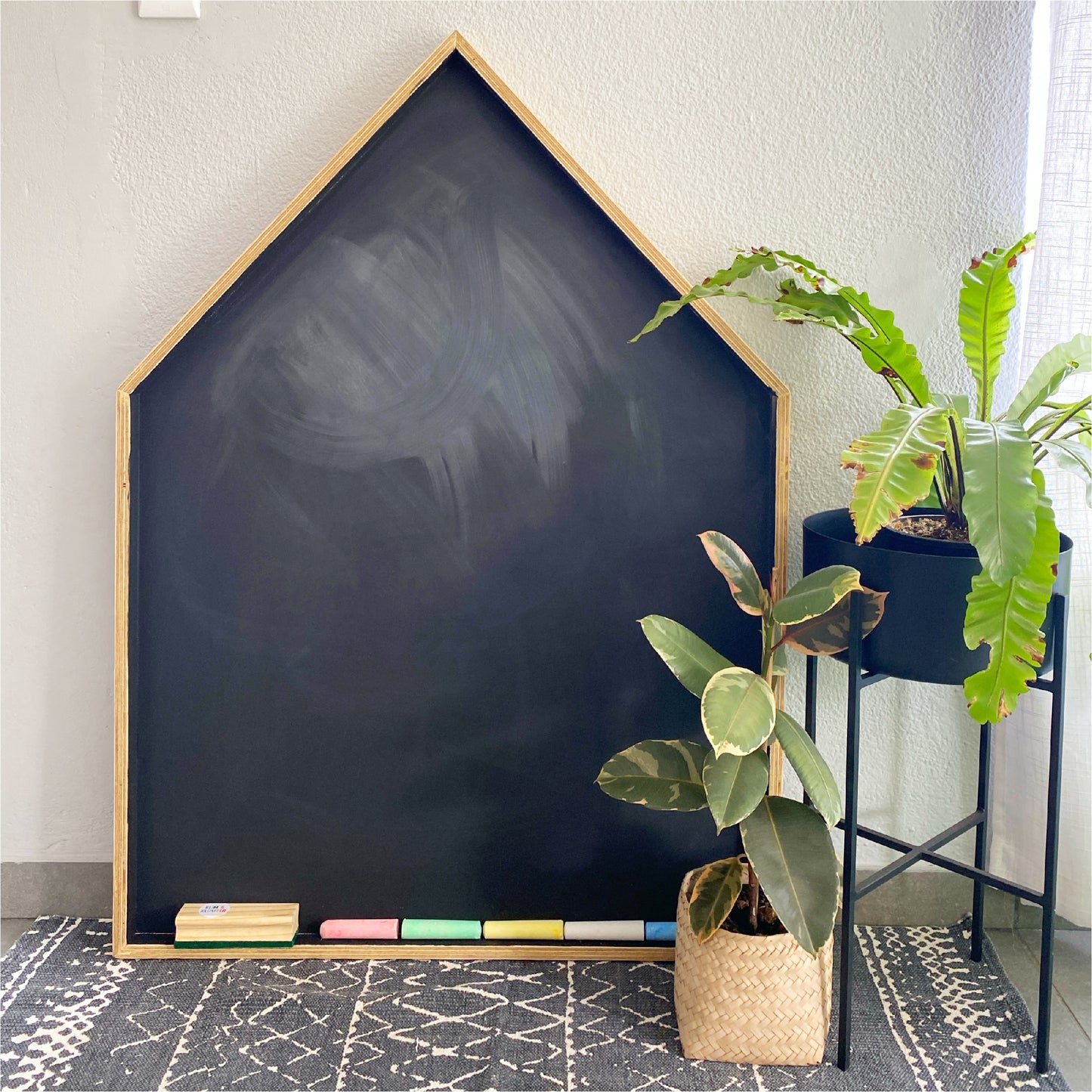 Blackboard House for kids