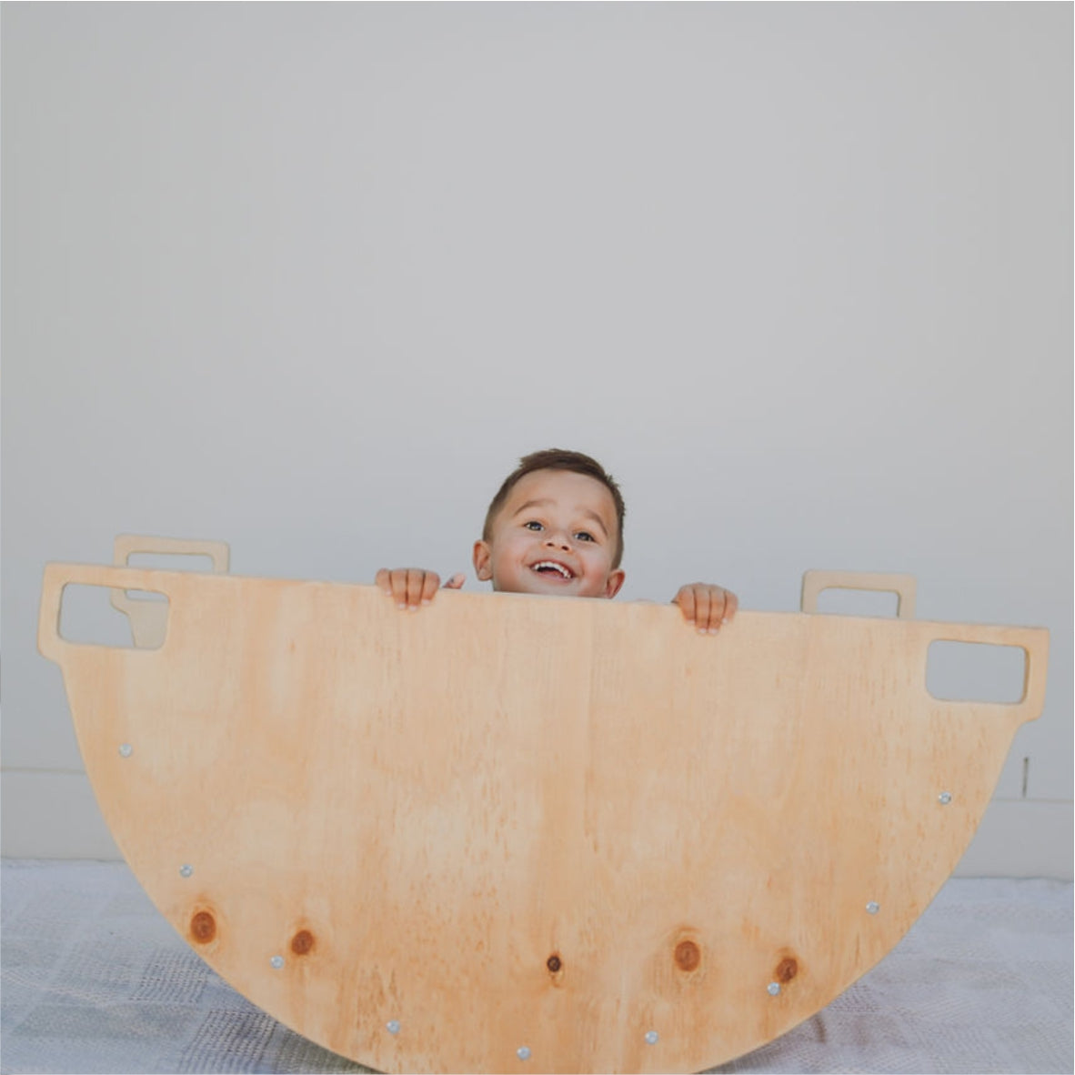 Closed Rocker for kids - Pikler