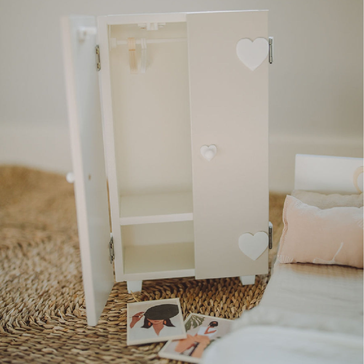 Main Bedroom Set - Barbie